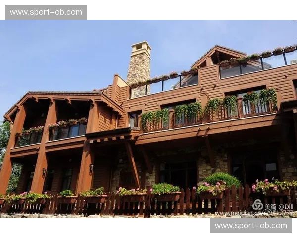 巅峰之上的红白蓝博弈：当中国长城遇上美利坚梦幻，这不仅是一场篮球赛